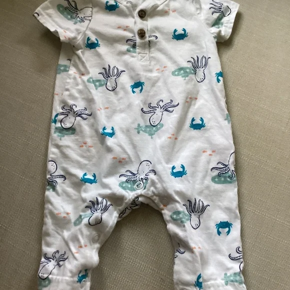 Baby bundle newborn items - Picture 4 of 6